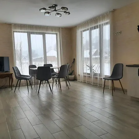 у мирослави