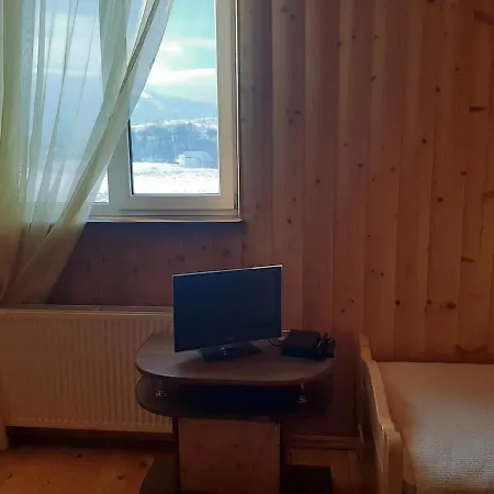 у мирослави