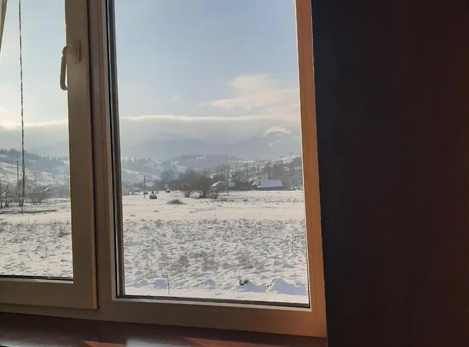 у мирослави بيت ضيافة Pilipets